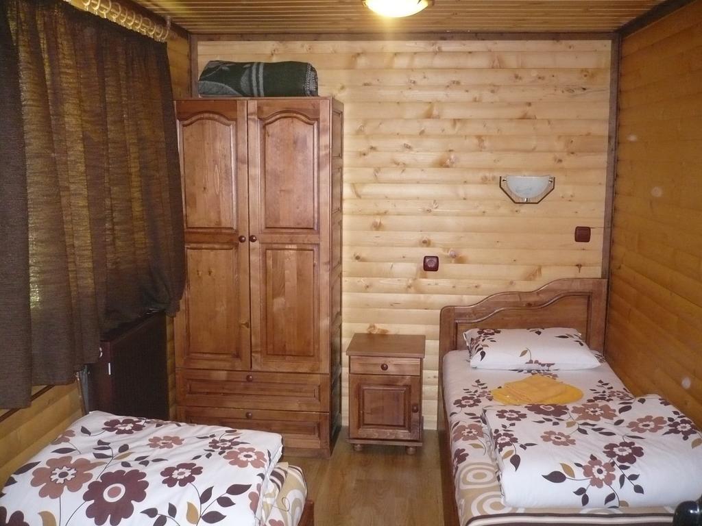 Guest House Chobaka Trigrad Δωμάτιο φωτογραφία